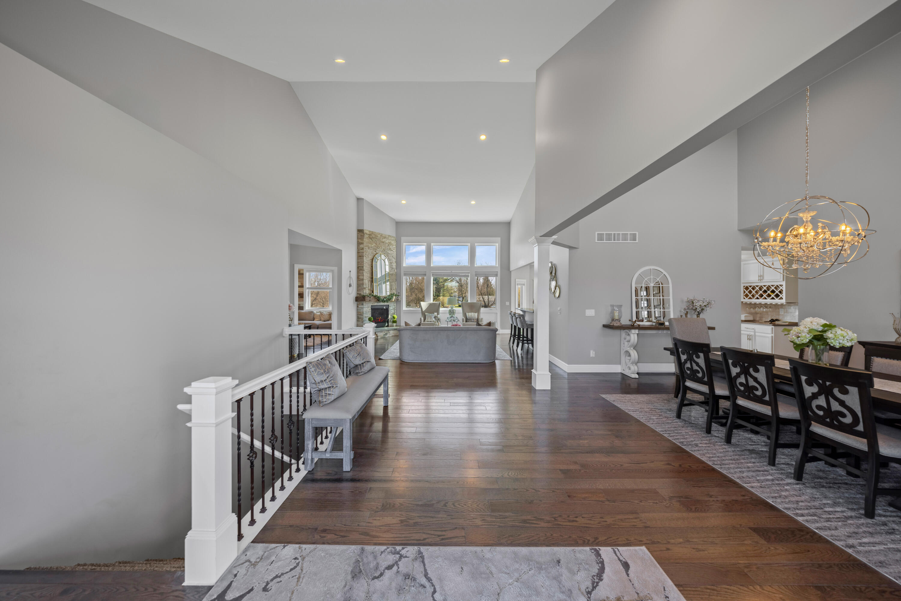 10914 Doves Point