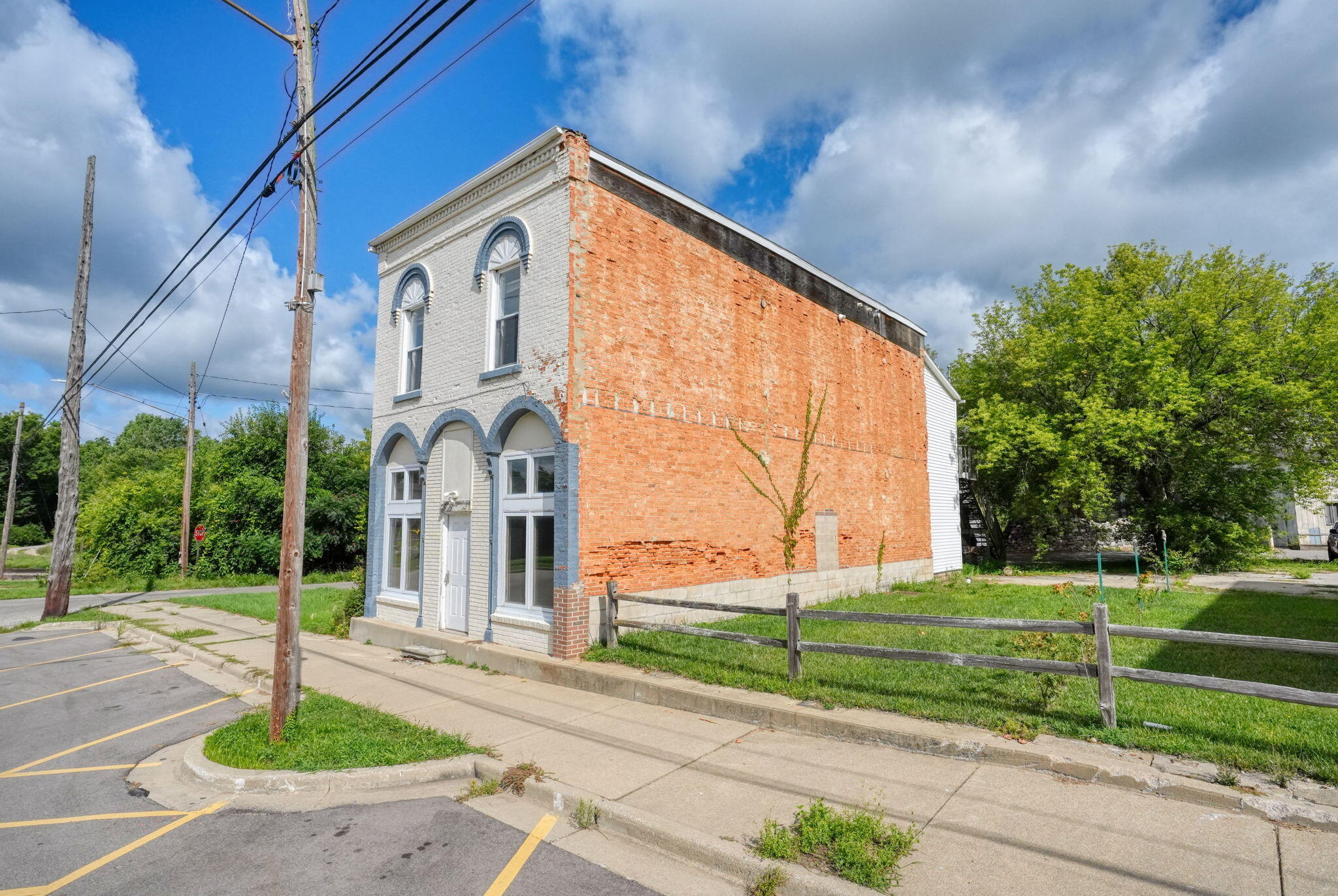 218 W Main Street