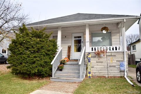 722 Kings Highway Wyandotte City MI 48192