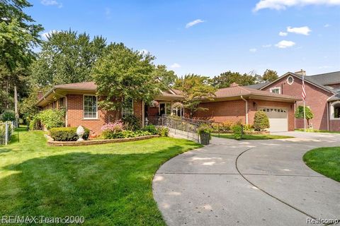 865 N Gulley Road Dearborn Heights City MI 48127