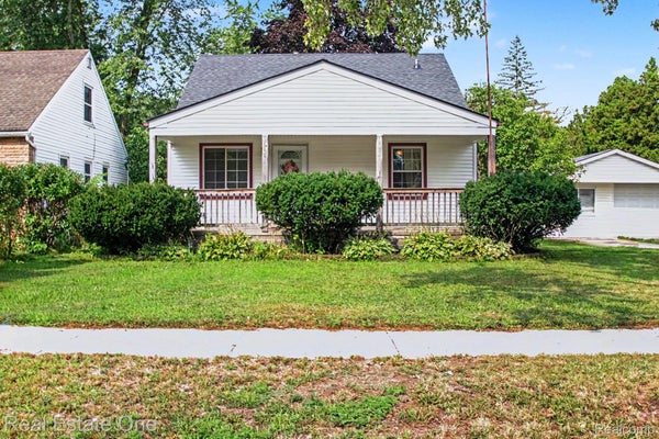 5935 LATHERS ST, GARDEN CITY, MI 48135 - Image d1294b8a4a3ea6d136de69f154e1540d/1254203932