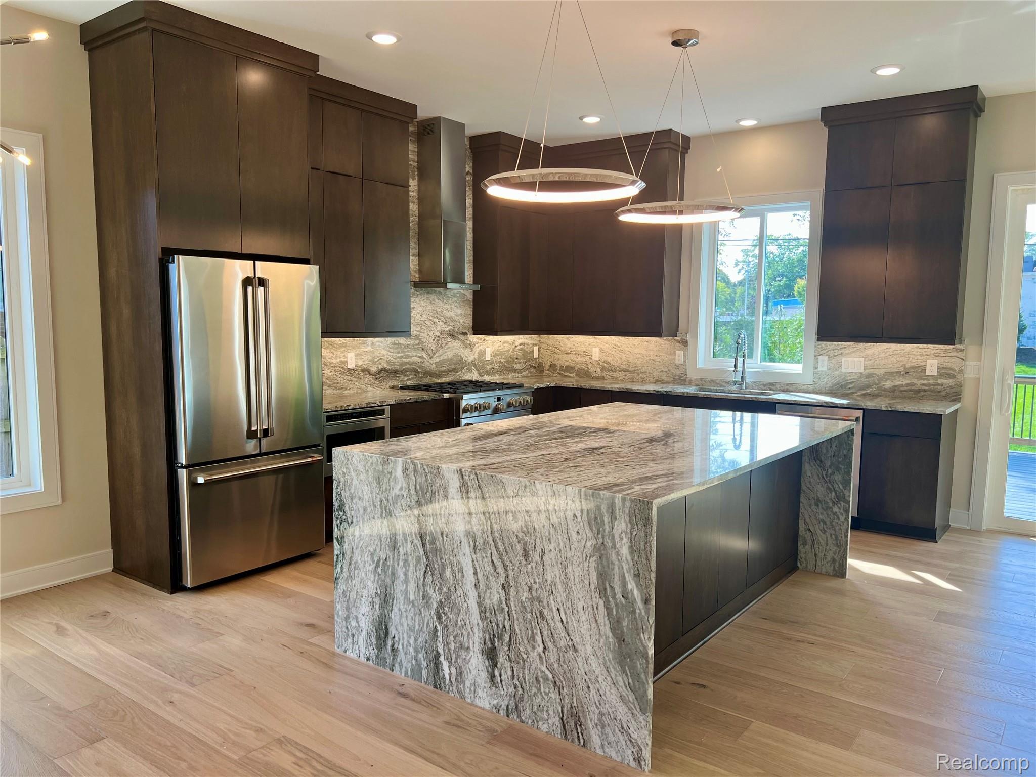 3711 Hampton Boulevard