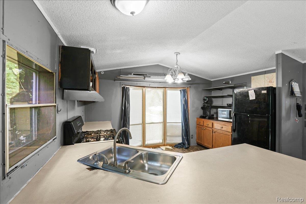 Auburn Hills City, Michigan 48326, United States, 2 Bedrooms Bedrooms, ,1 BathroomBathrooms,Residential,Active,237607