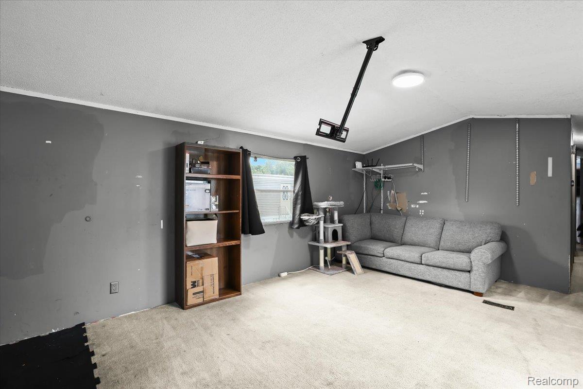 351 N. Squirrel Road Lot 68