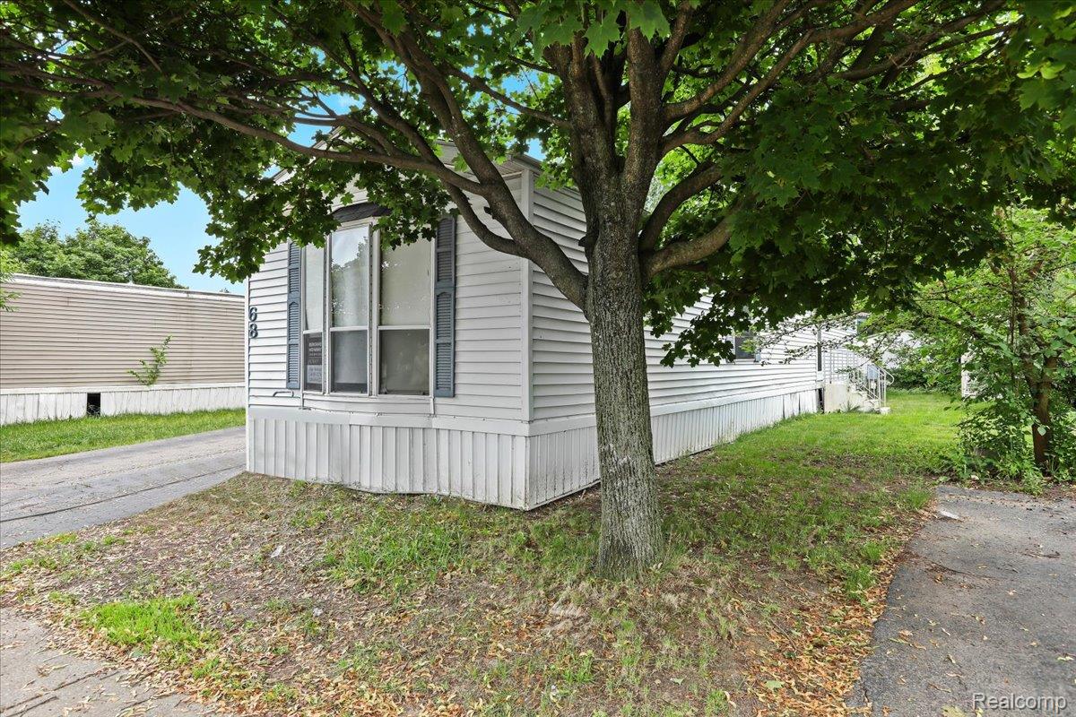 351 N. Squirrel Road Lot 68