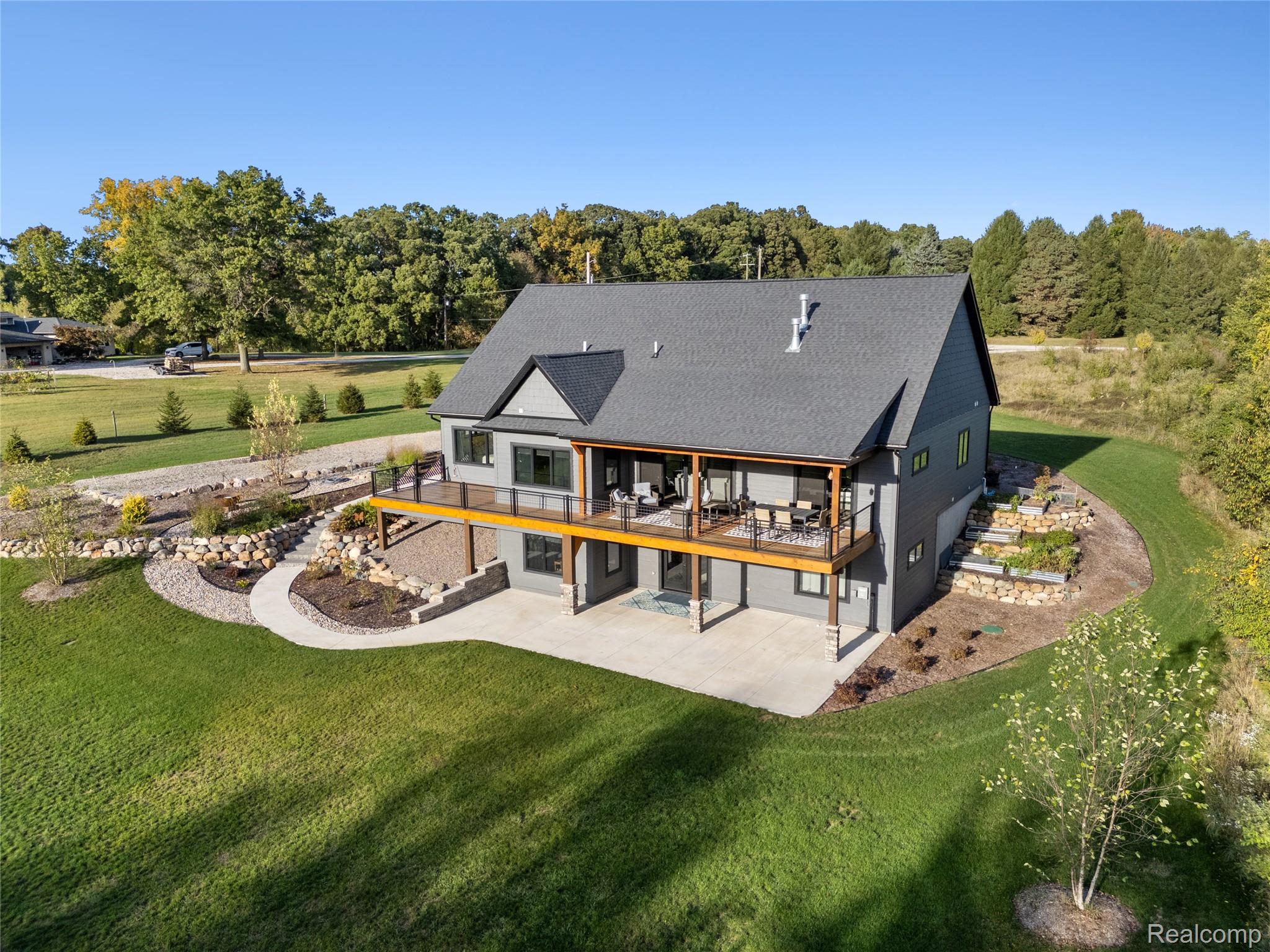 1920 Woodcreek Drive