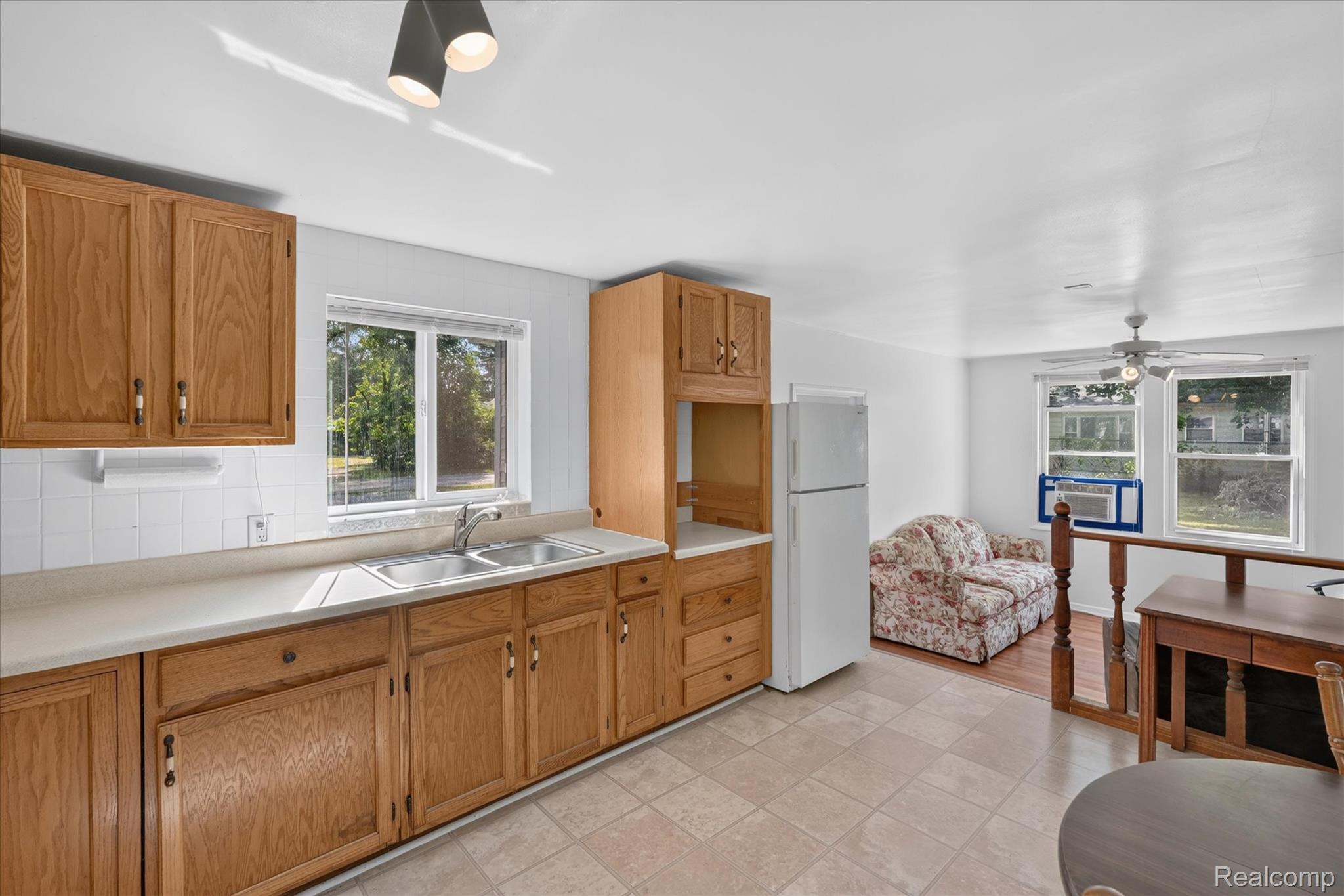 128 Front Drive