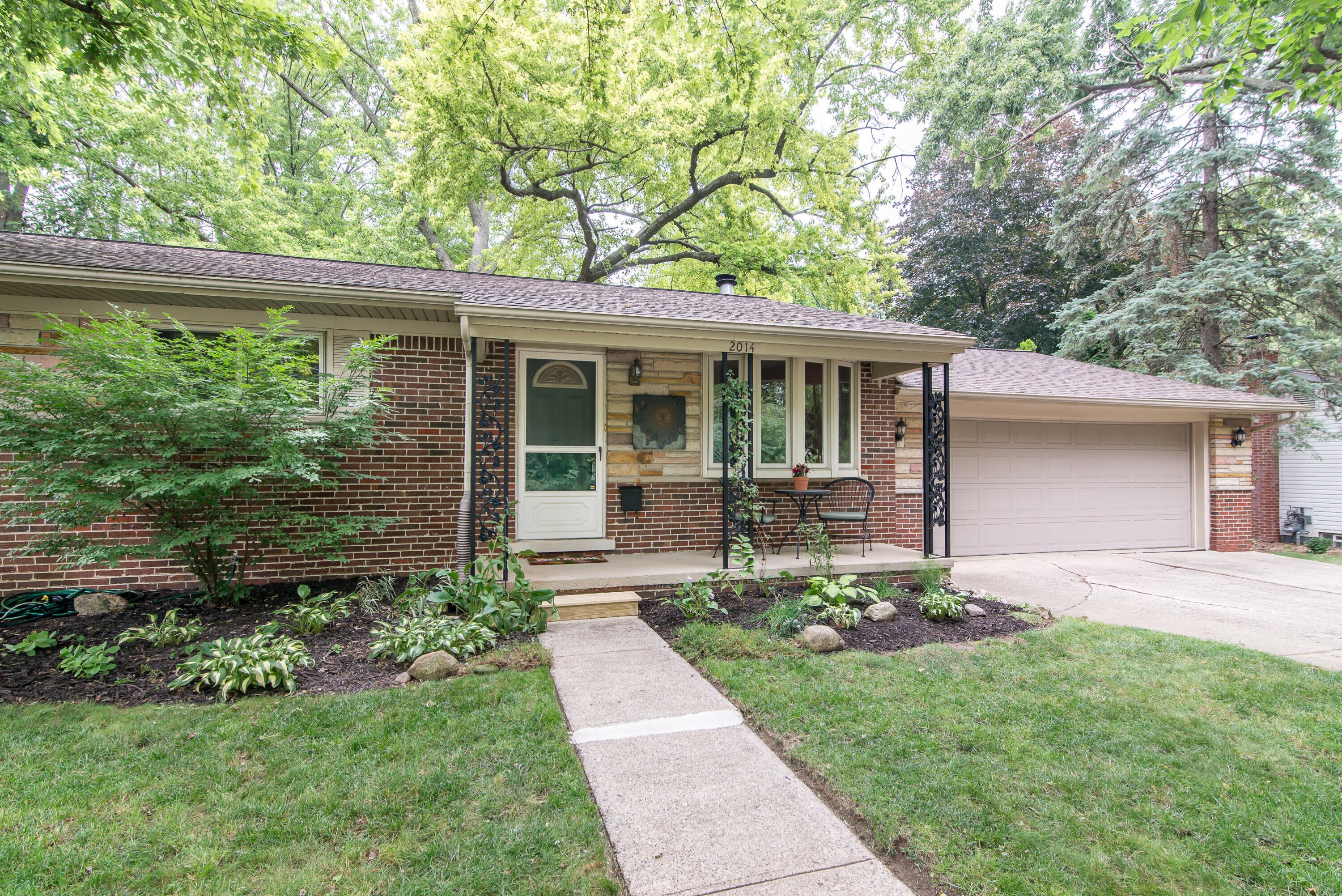 2014 Whittier Road