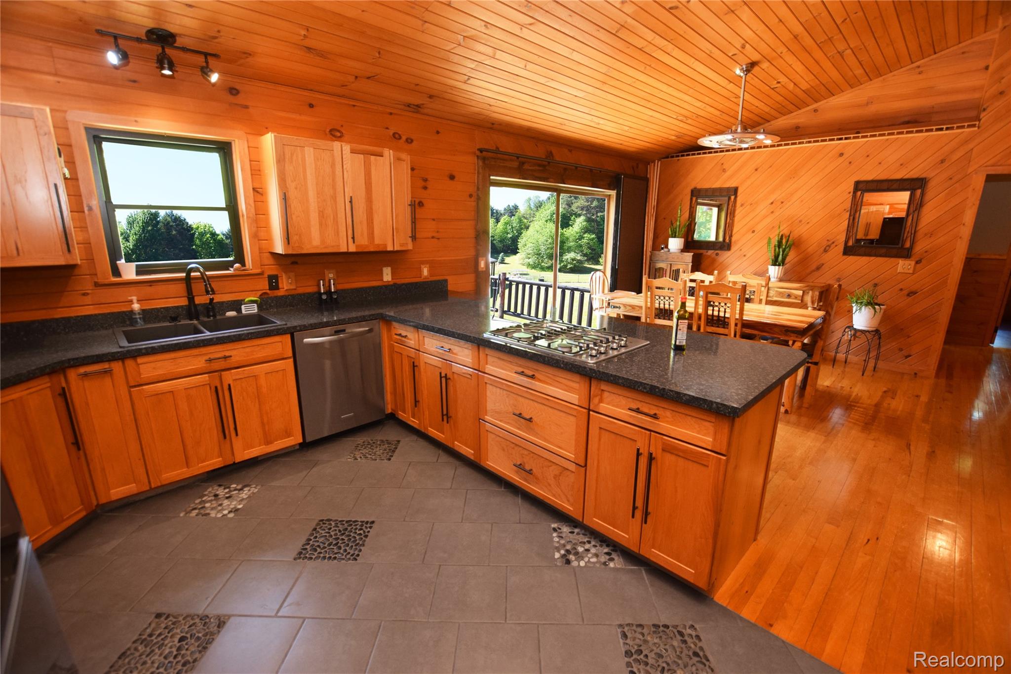 5298 Clear Lake Road