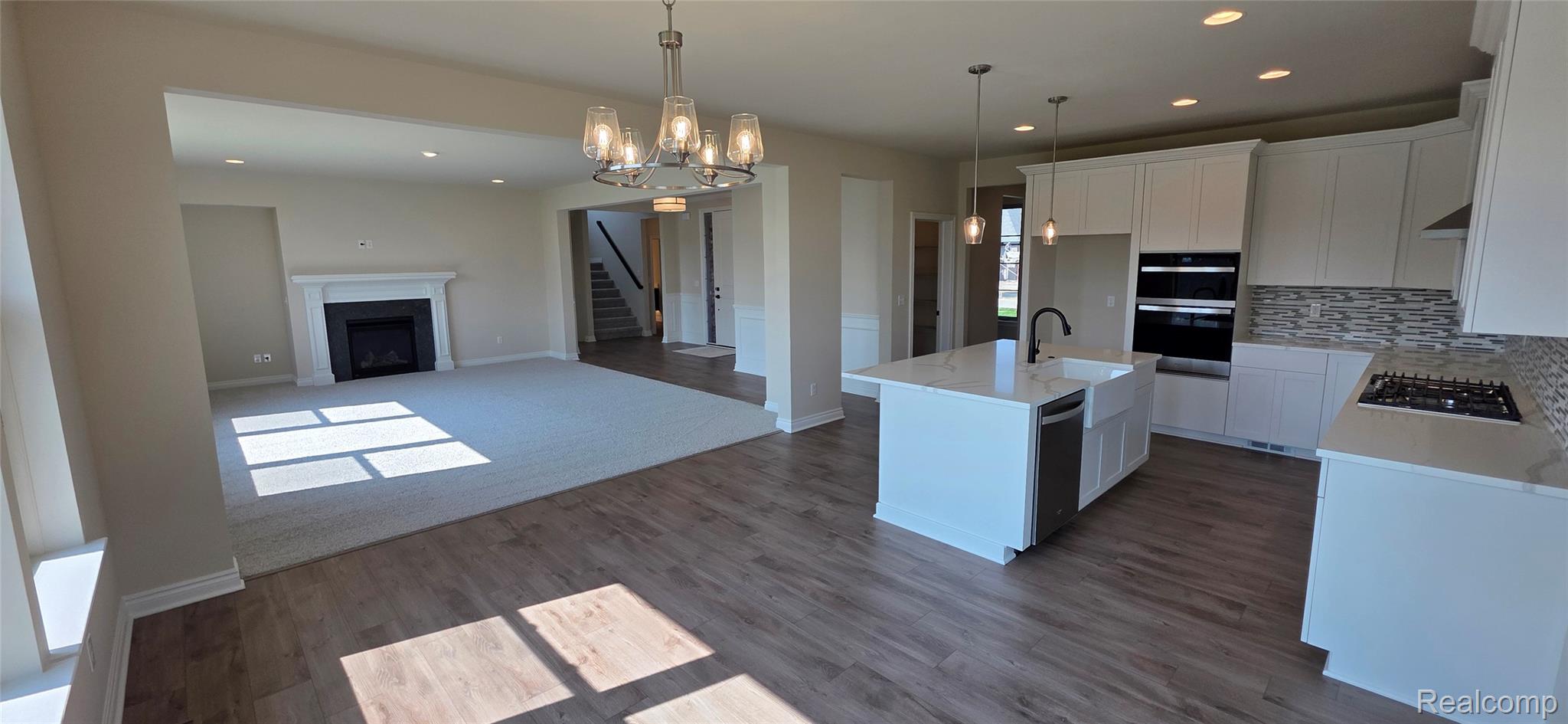 55590 Laurel Oaks Lane