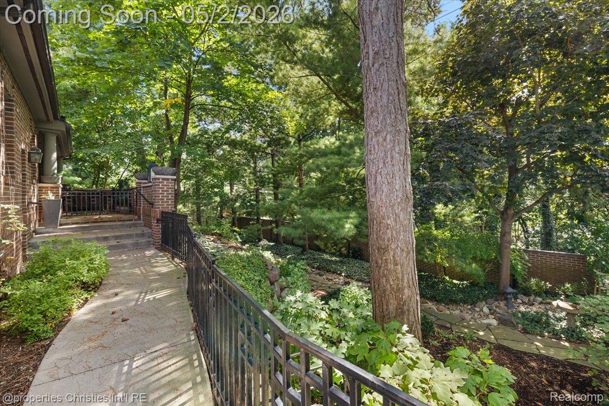 4054 Cranbrook Court