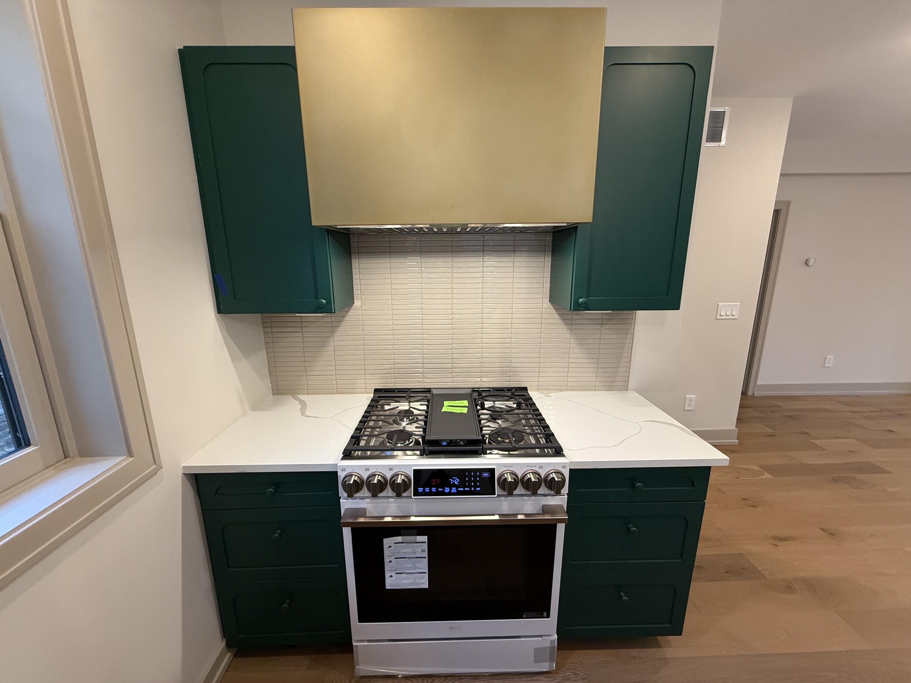 691 W Alexandrine Street 1