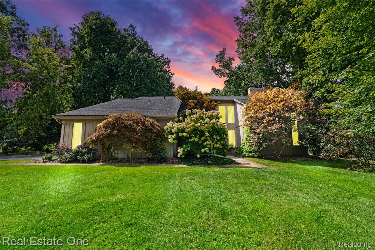 1065 Manderly Drive
