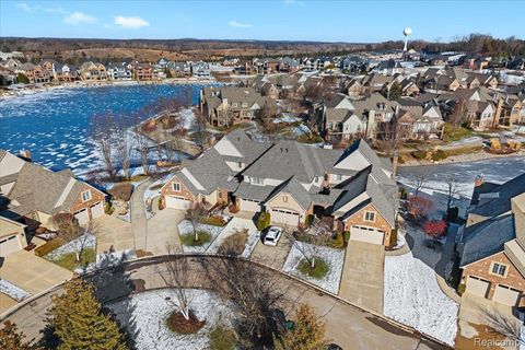 10743 Waterfall Court Green Oak Township MI 48178