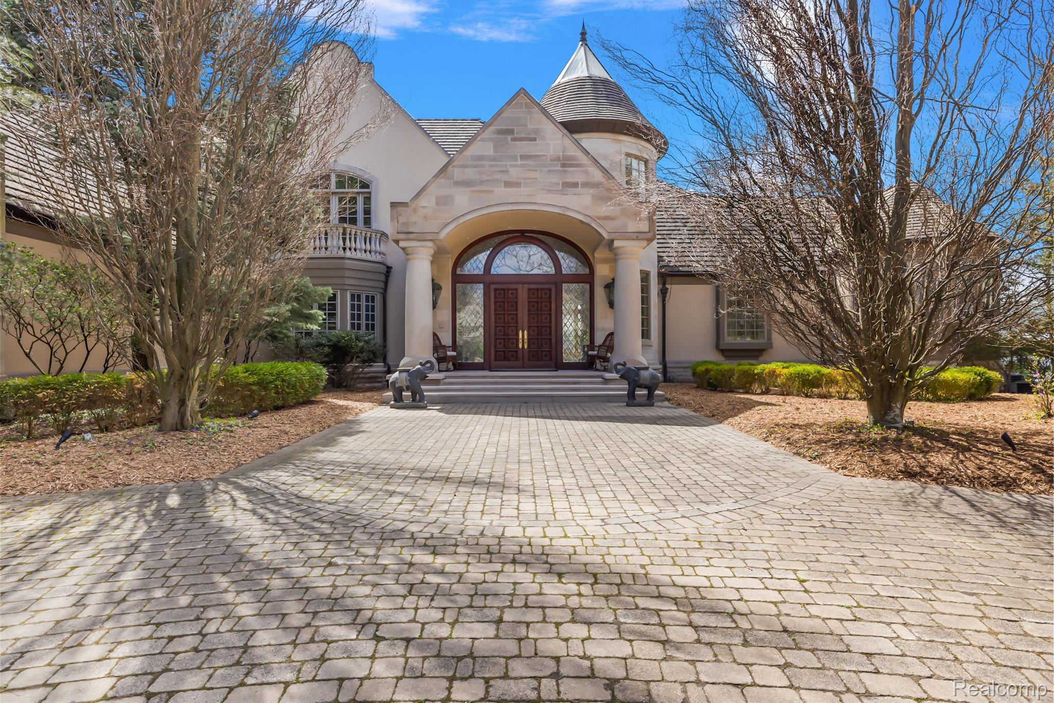 1747 HERON RIDGE Drive
