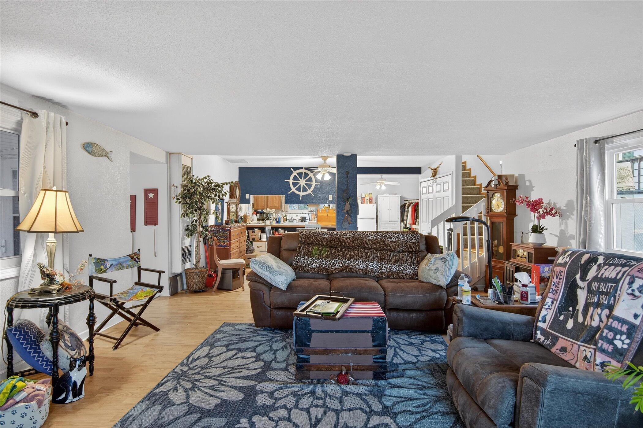9621 Lakeview Drive