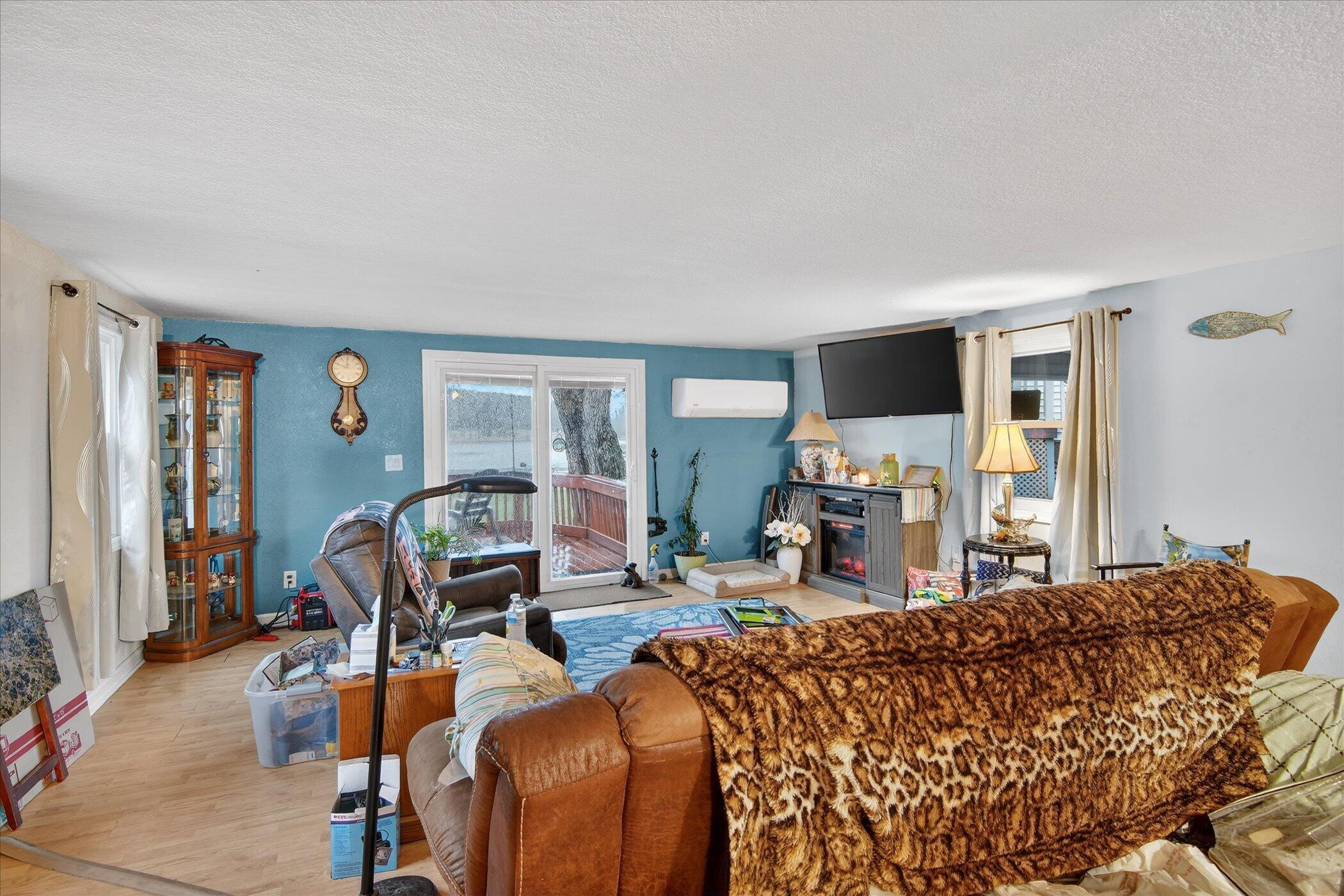 9621 Lakeview Drive
