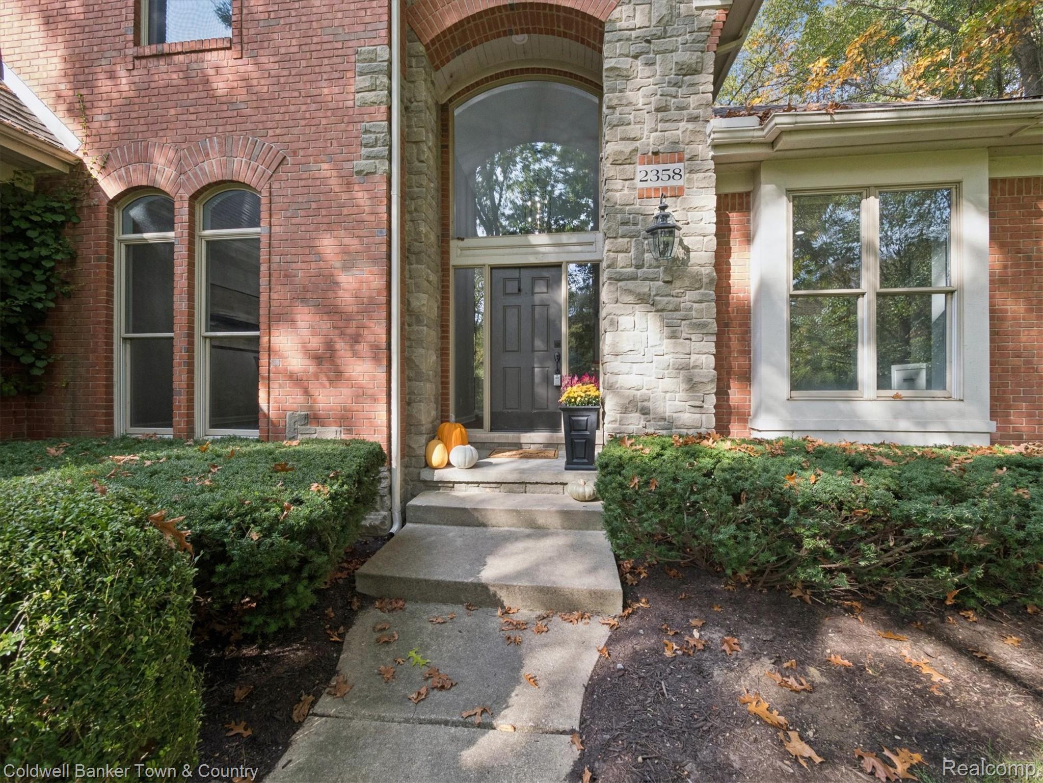 2358 Canterwood
