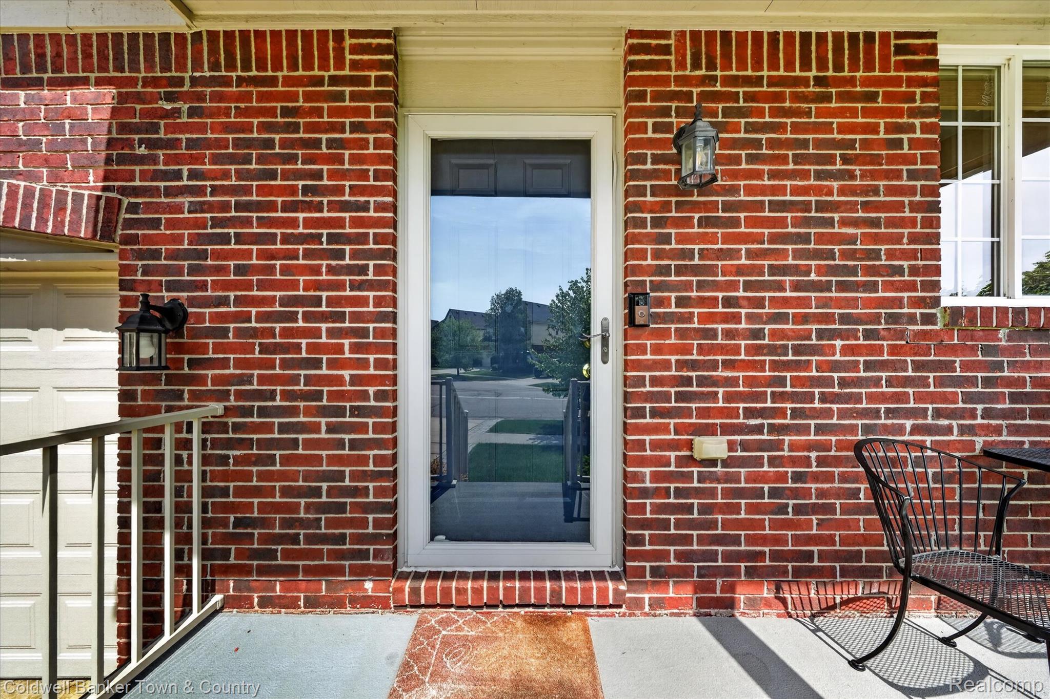 28294 Cottage Lane