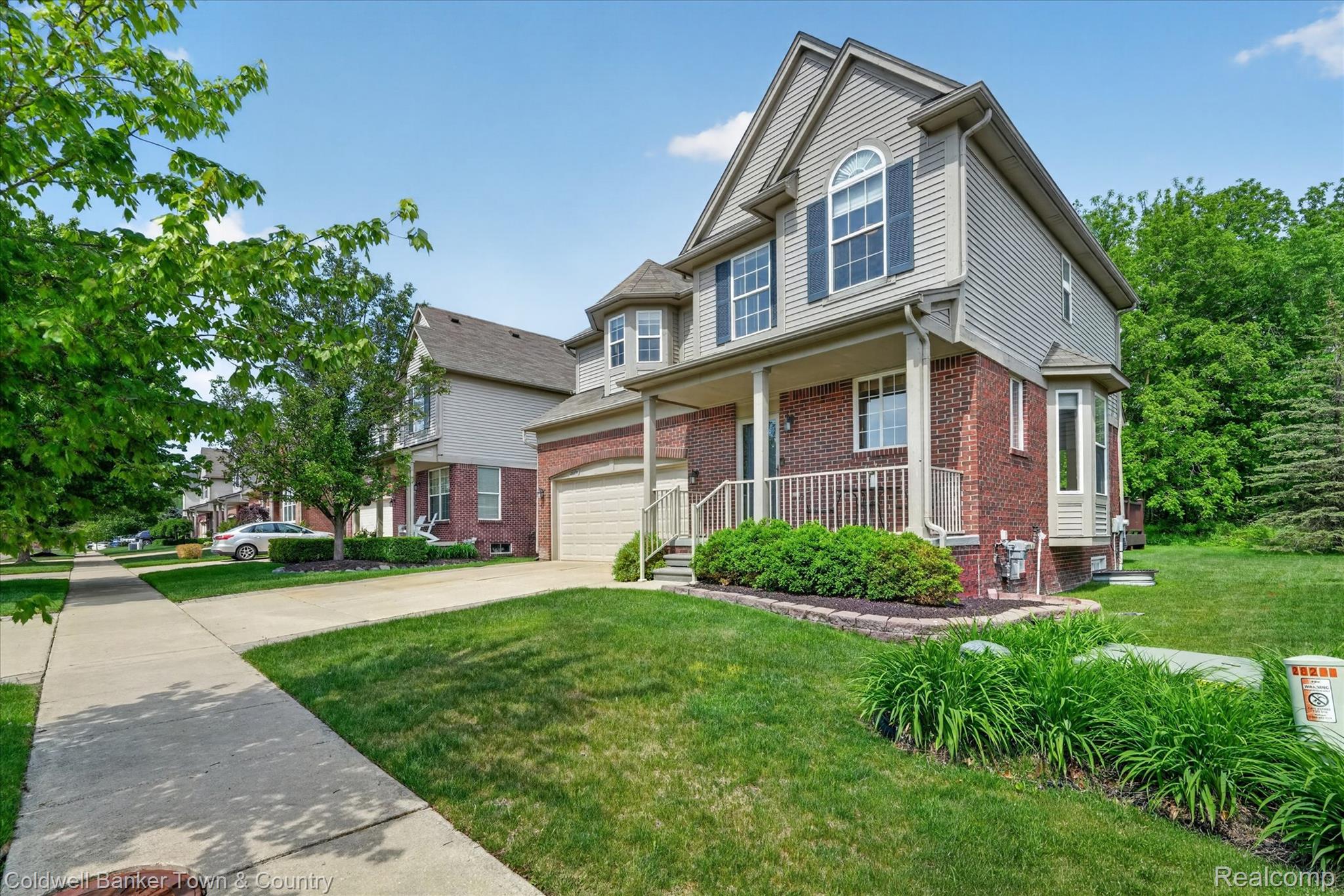 28294 Cottage Lane