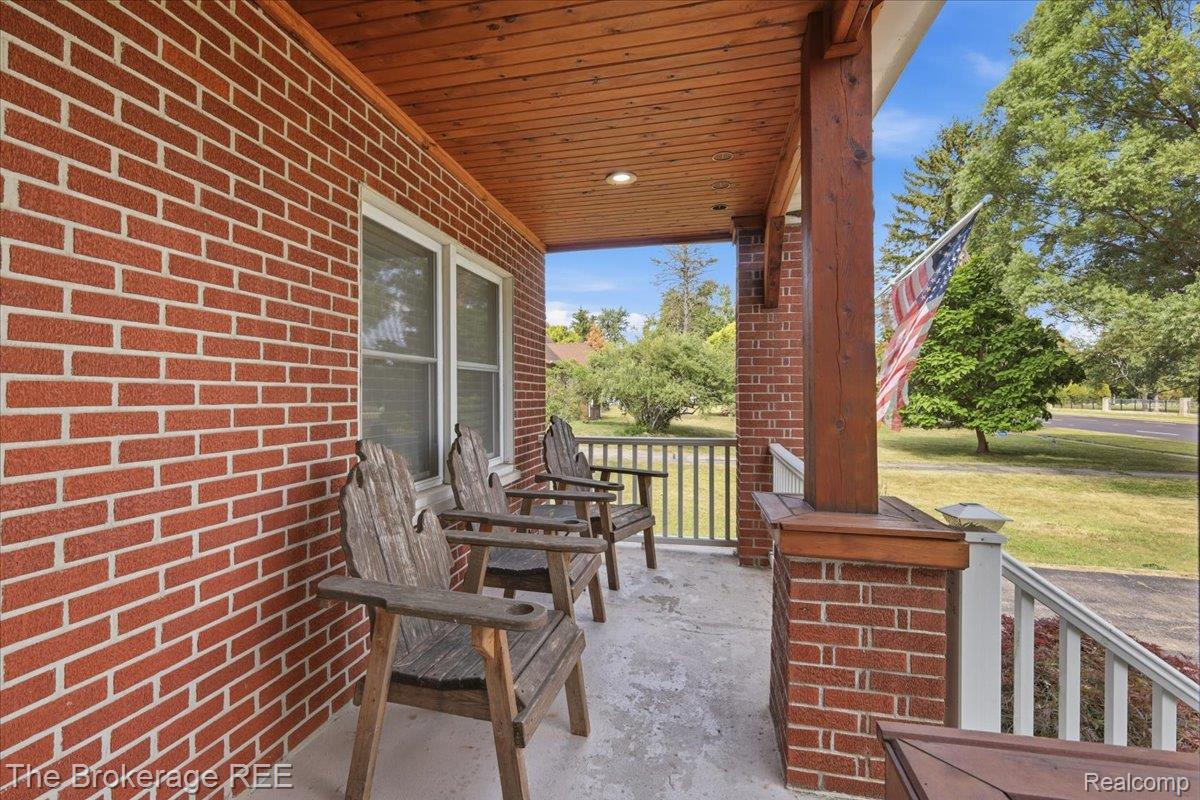 28115 6 Mile Road