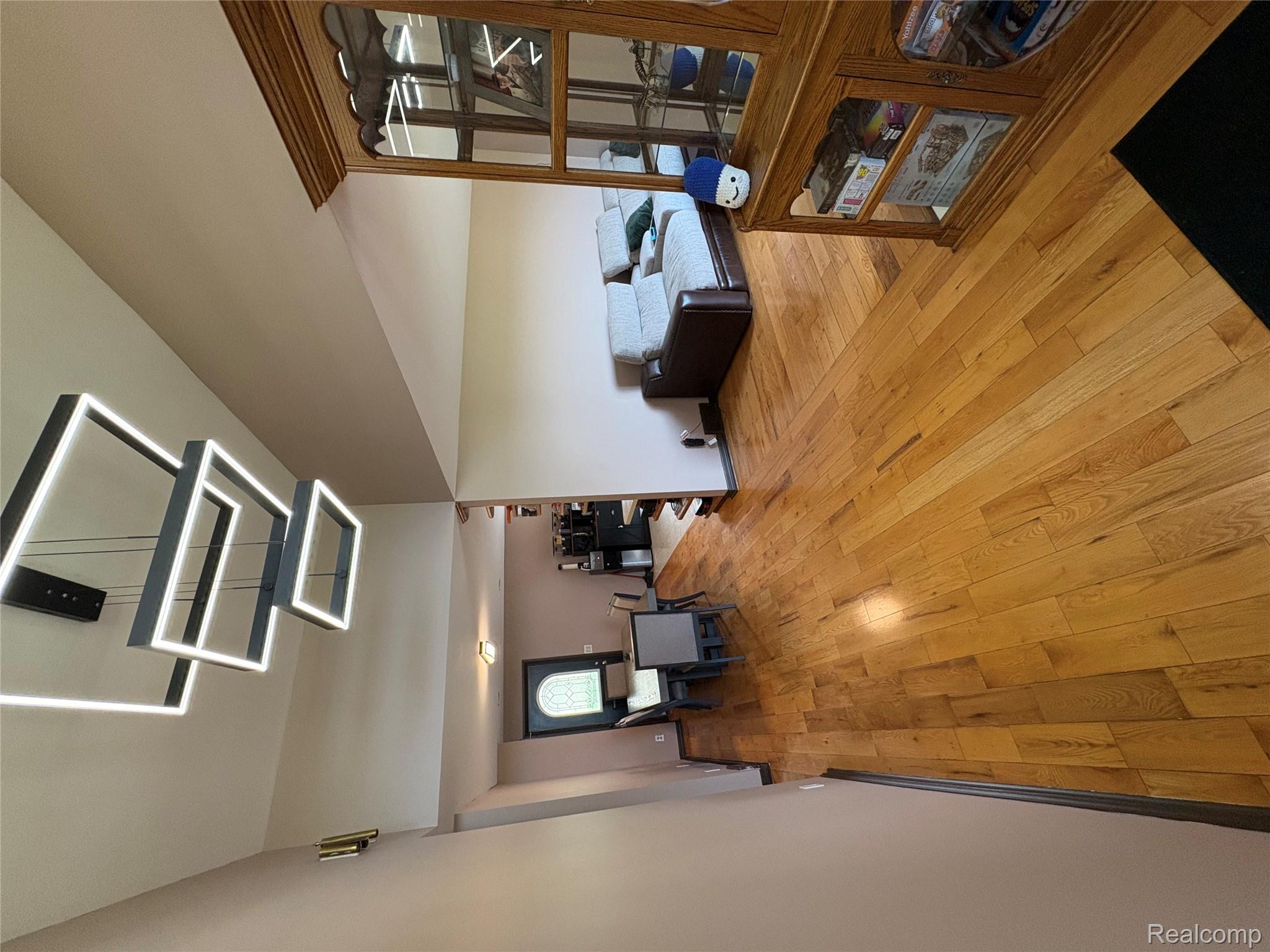 3351 Reid Road