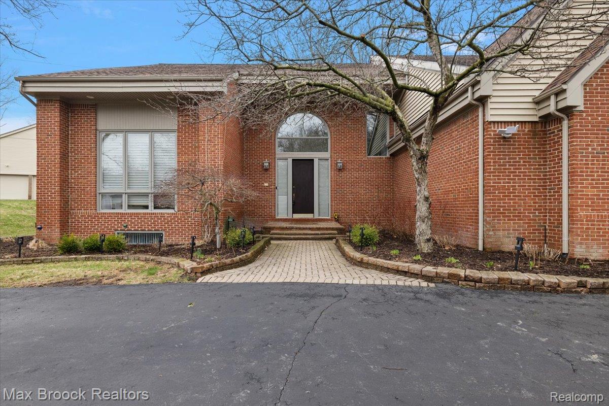 2295 Shore Hill Drive