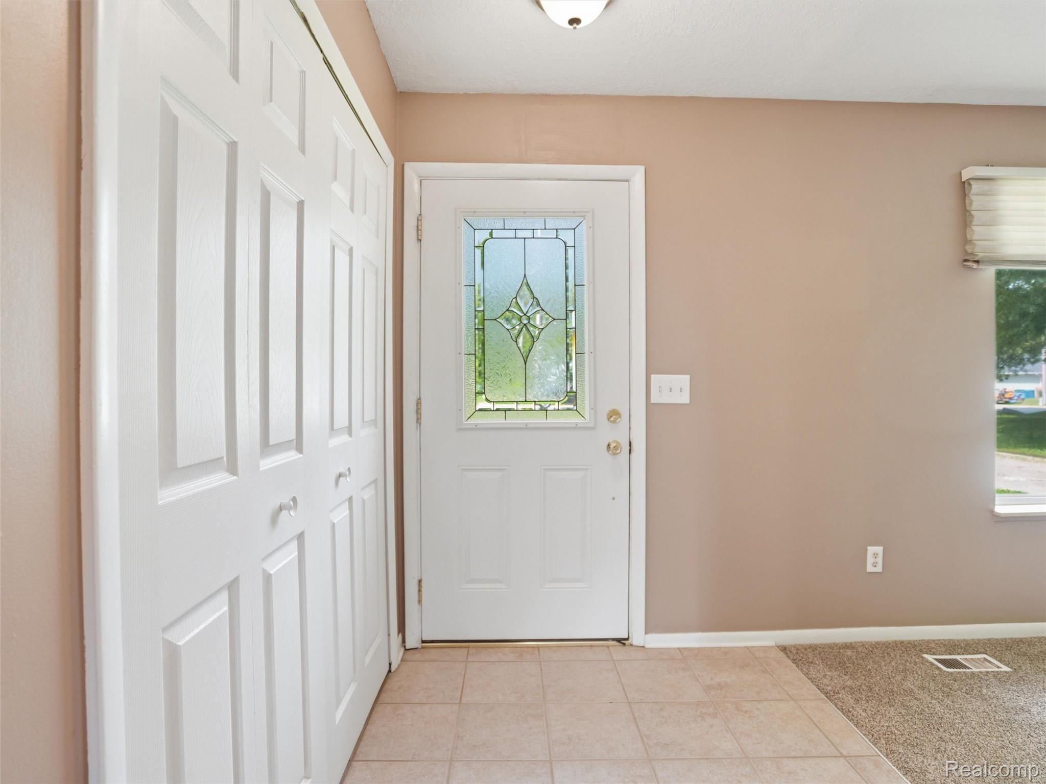 2439 N Long Lake Road
