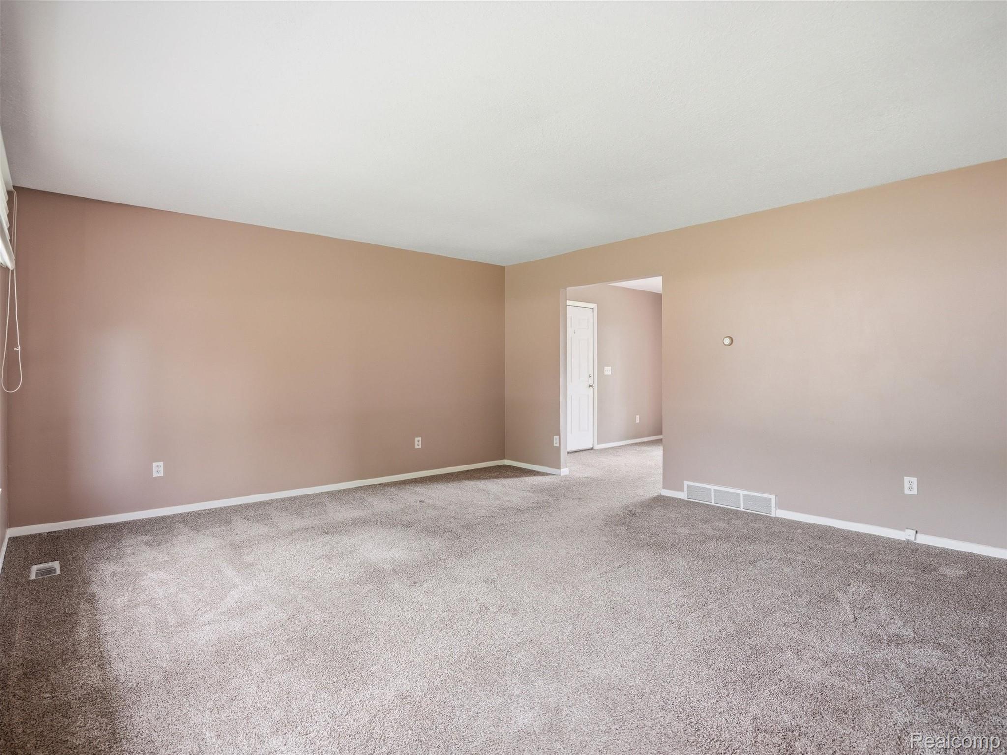 2439 N Long Lake Road