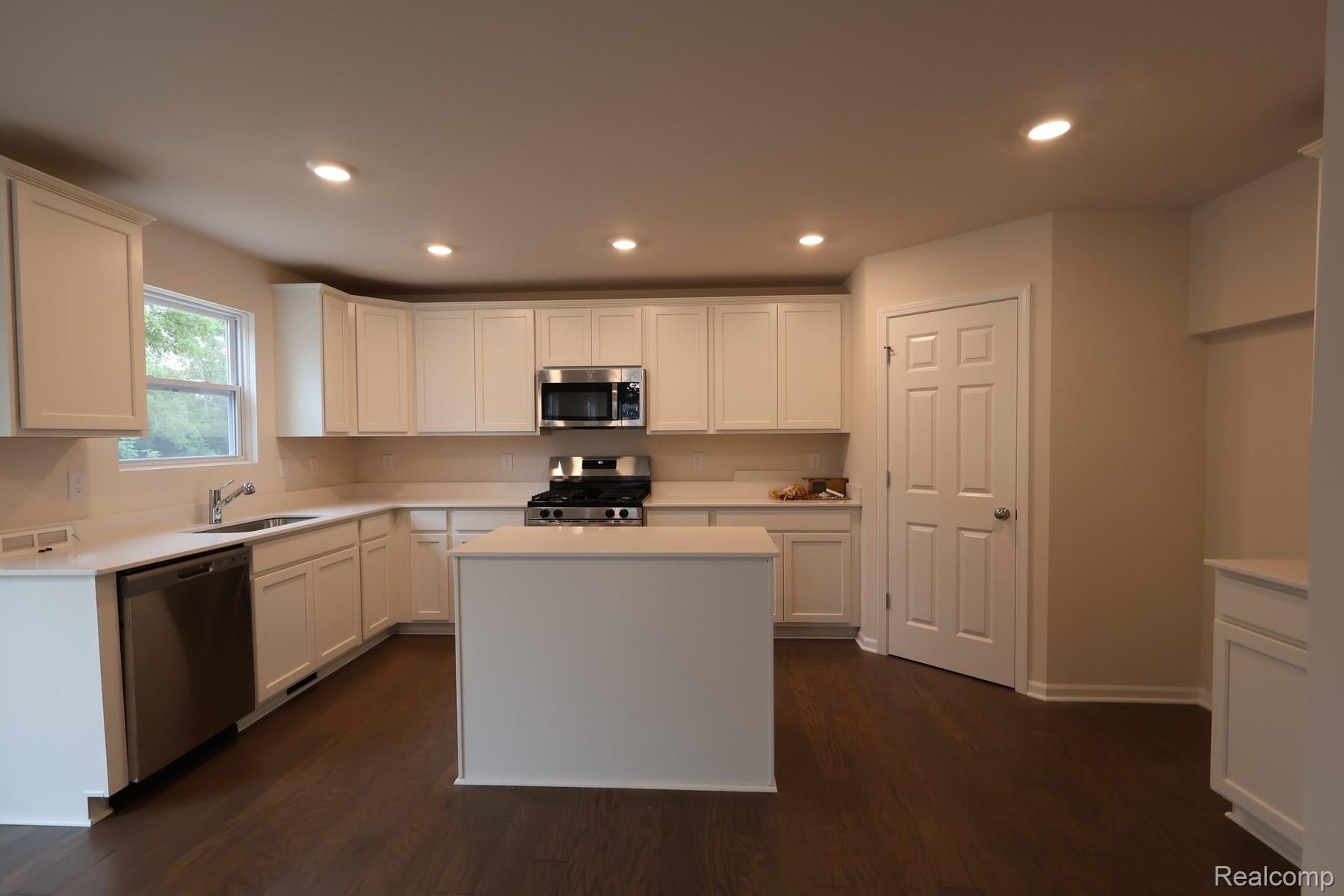 4179 Cedar Lane