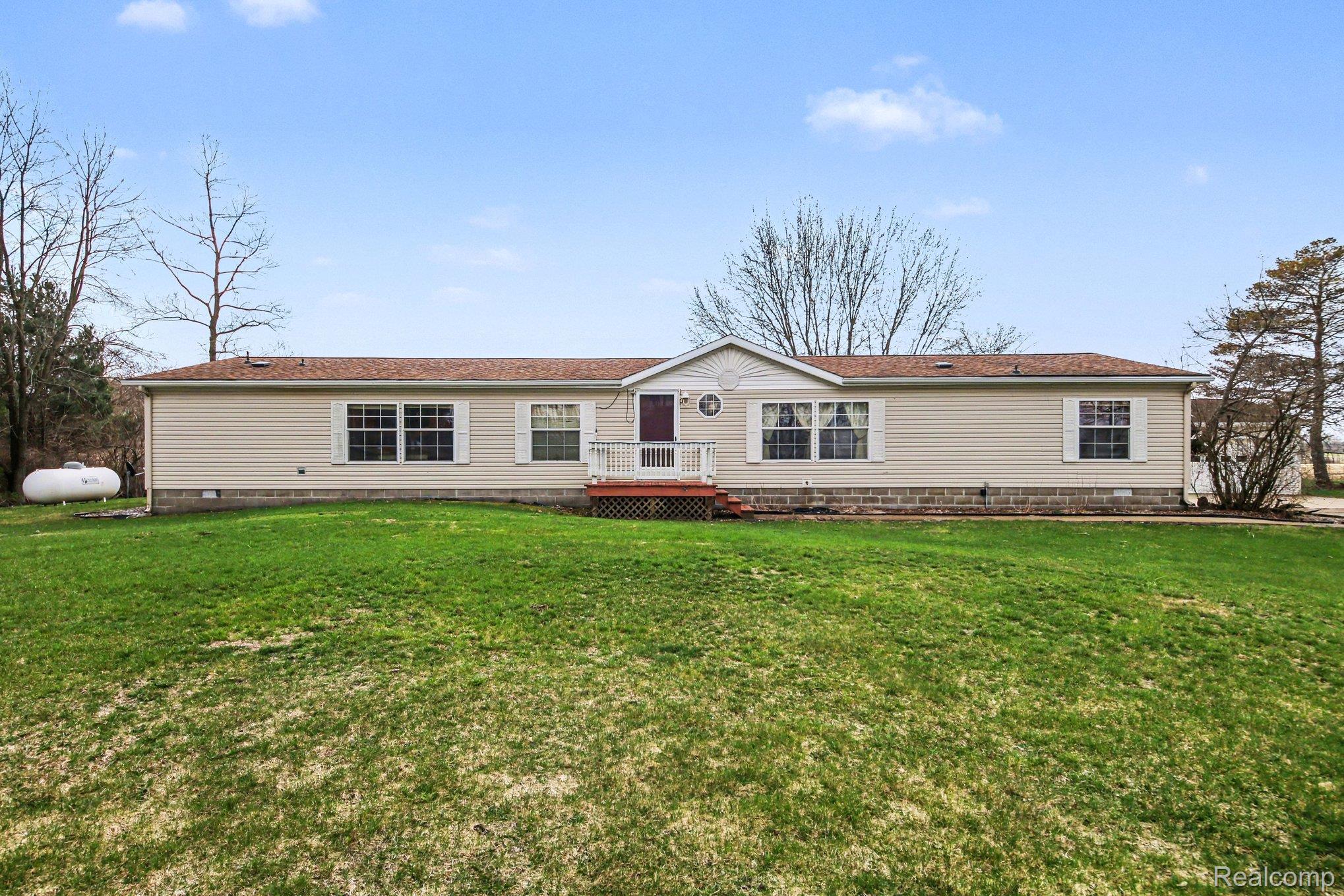7689 Sidney Road