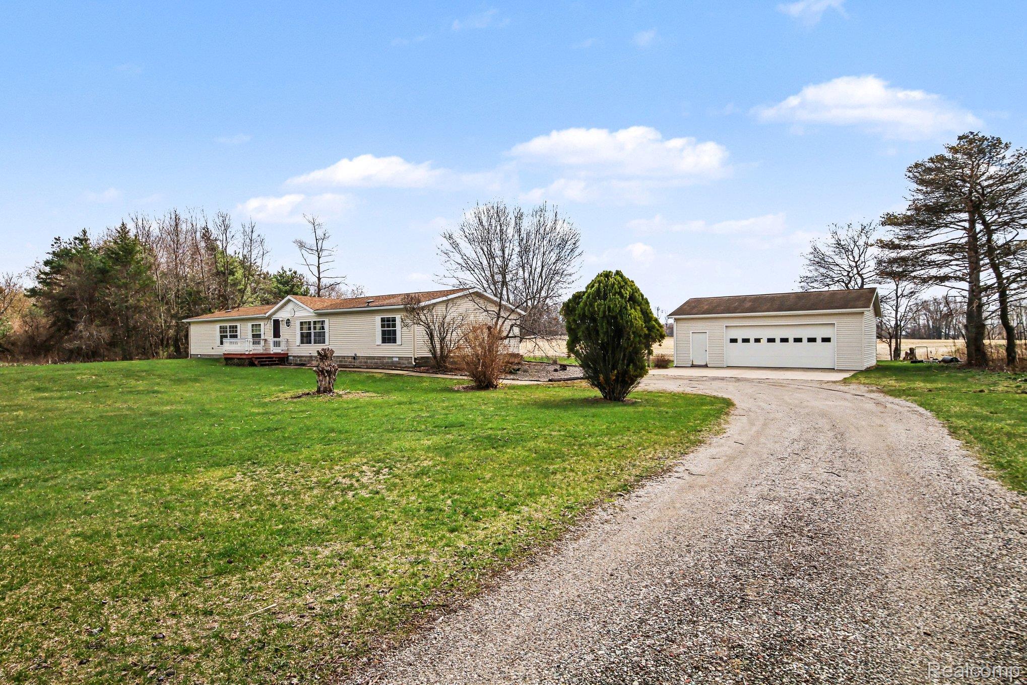 7689 Sidney Road