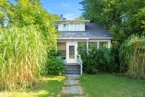 Photo of 2731 E Main Street, Kalamazoo Charter Township, MI 49048 (MLS # 66026039722)