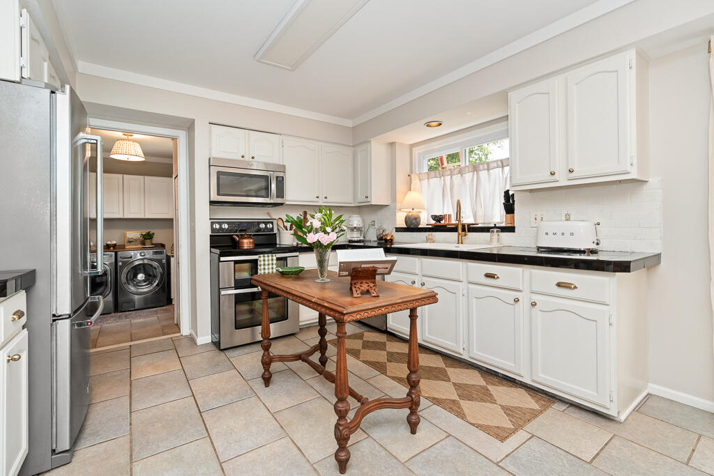 2805 Powderhorn Ridge Road