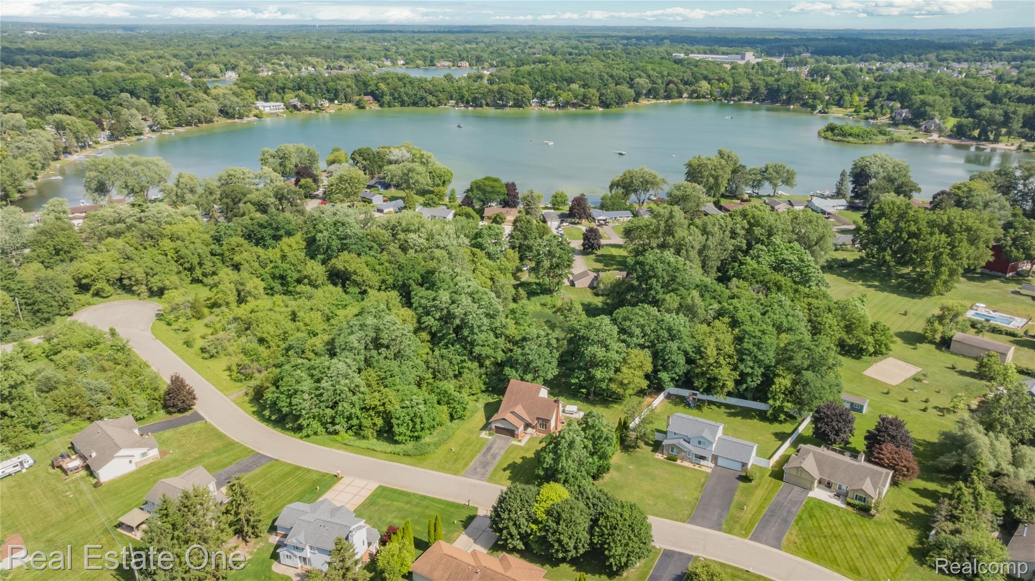 11153 Fieldcrest Meadows Court