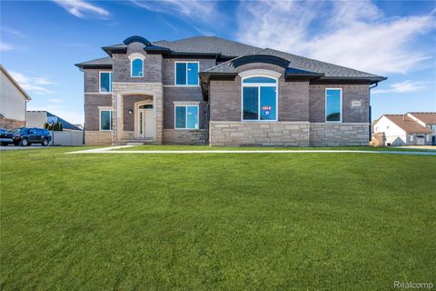 18792 Meloche Drive Rockwood City MI 48173