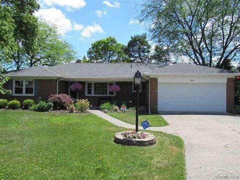 50 Shadyside Court Saginaw Charter Township MI 48638