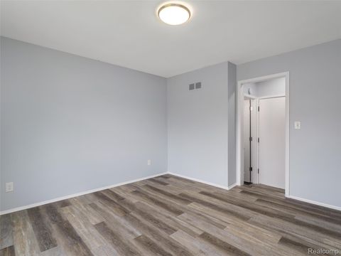 Tiny photo for 29242 Barkley Street, Livonia City, MI 48154 (MLS # 20261039579)