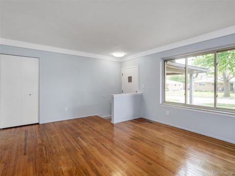Tiny photo for 29242 Barkley Street, Livonia City, MI 48154 (MLS # 20261039579)