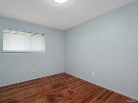 Tiny photo for 29242 Barkley Street, Livonia City, MI 48154 (MLS # 20261039579)
