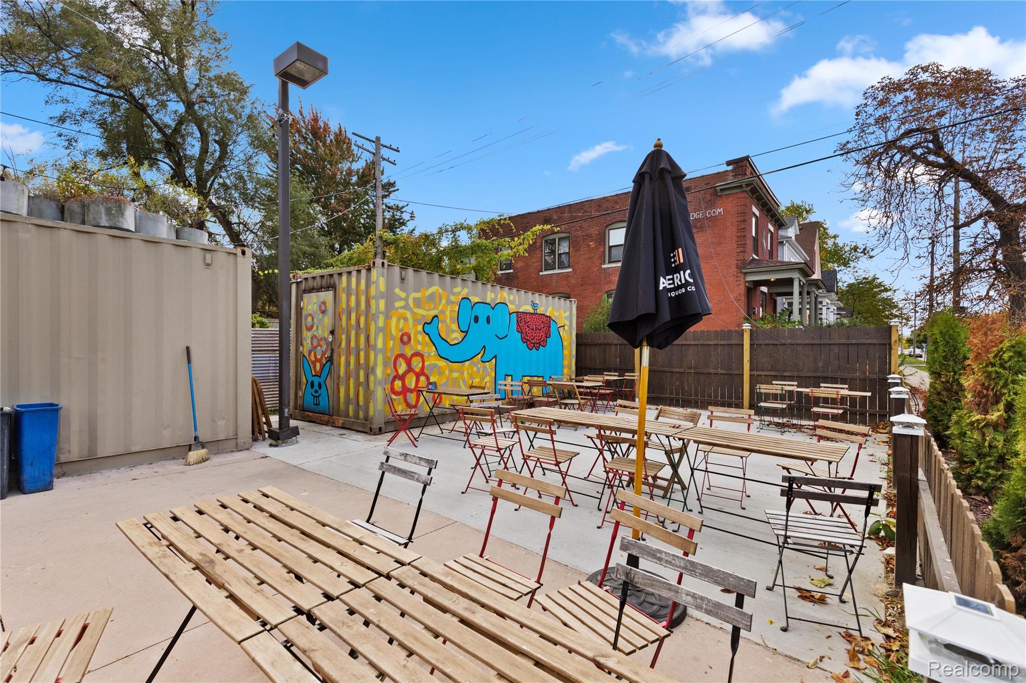 Detroit City, Michigan 48208, United States, 2 Bedrooms Bedrooms, ,3 BathroomsBathrooms,Residential,Active,160358