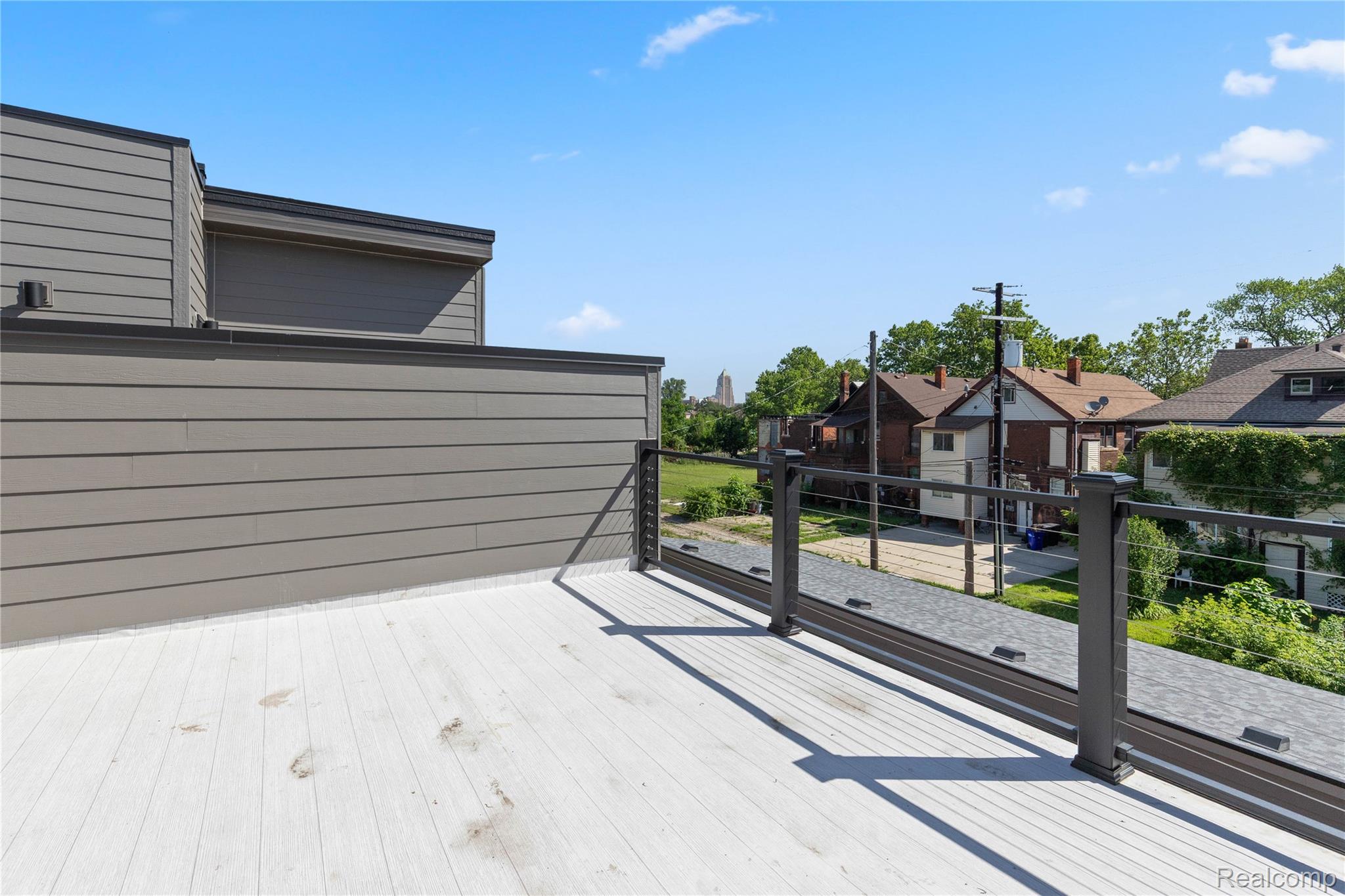 Detroit City, Michigan 48208, United States, 2 Bedrooms Bedrooms, ,3 BathroomsBathrooms,Residential,Active,160358