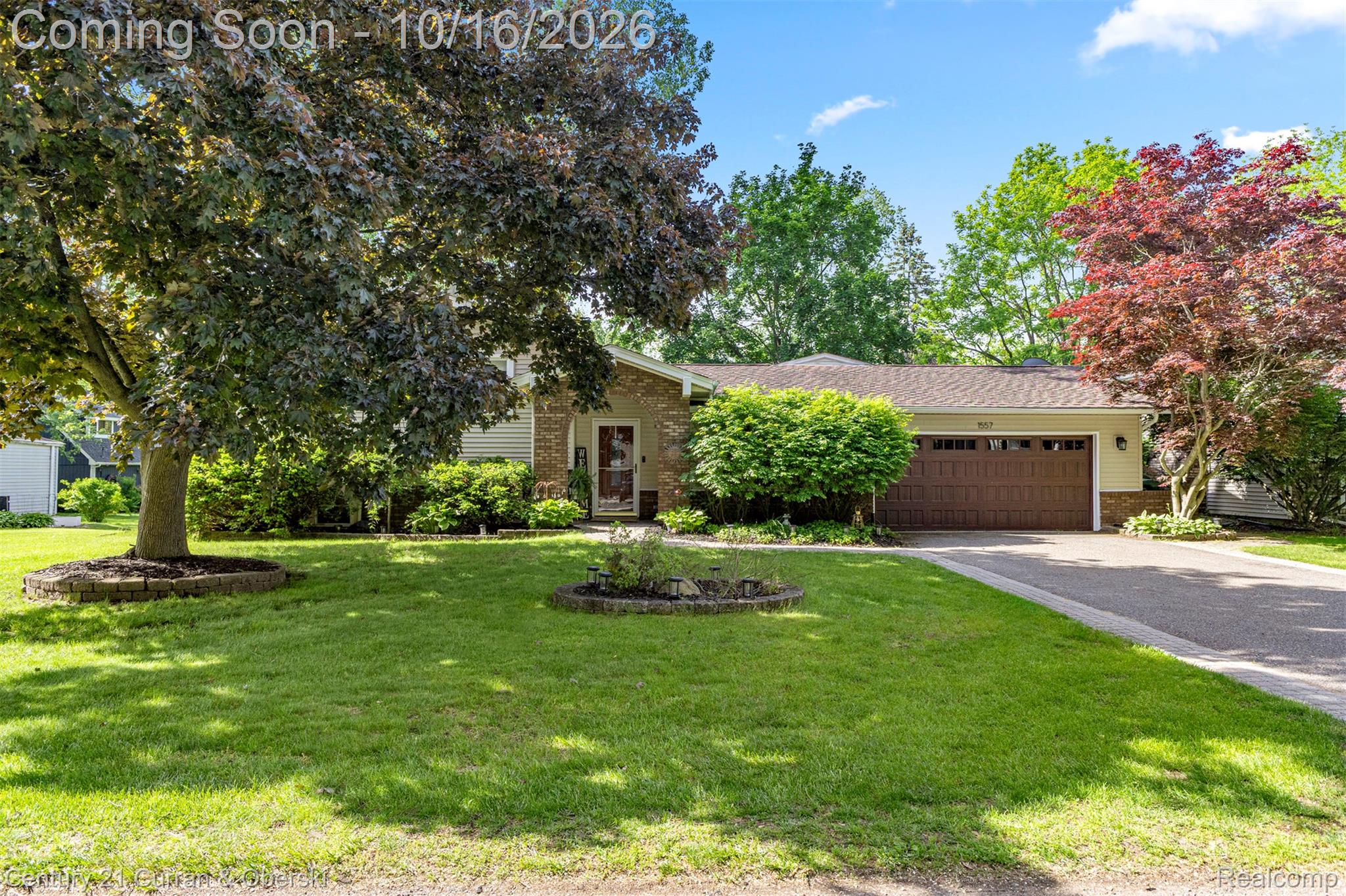 1557 Knob Hill Drive