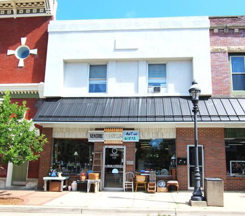 19 E Main Street Fremont City MI 49412