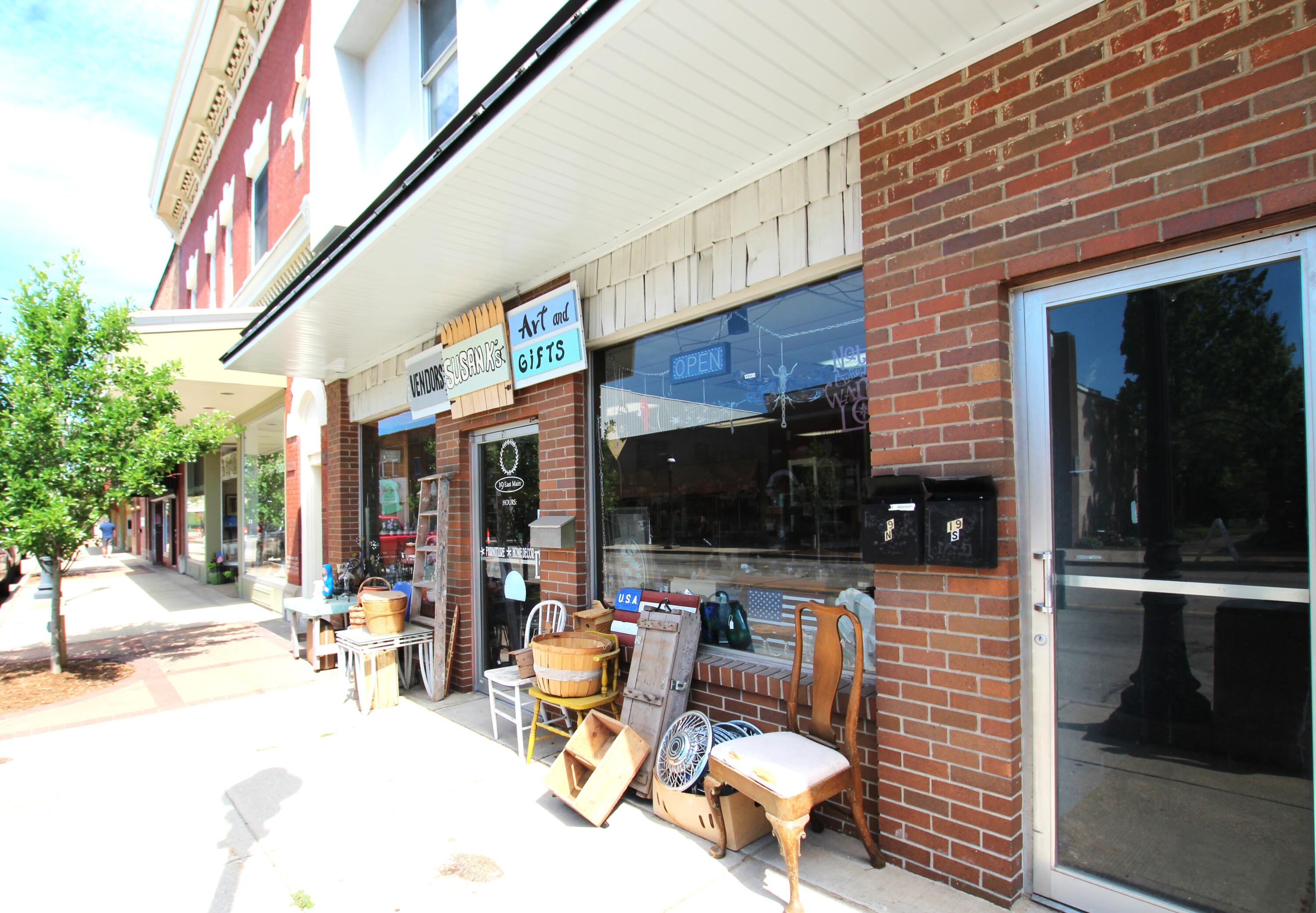 19 E Main Street
