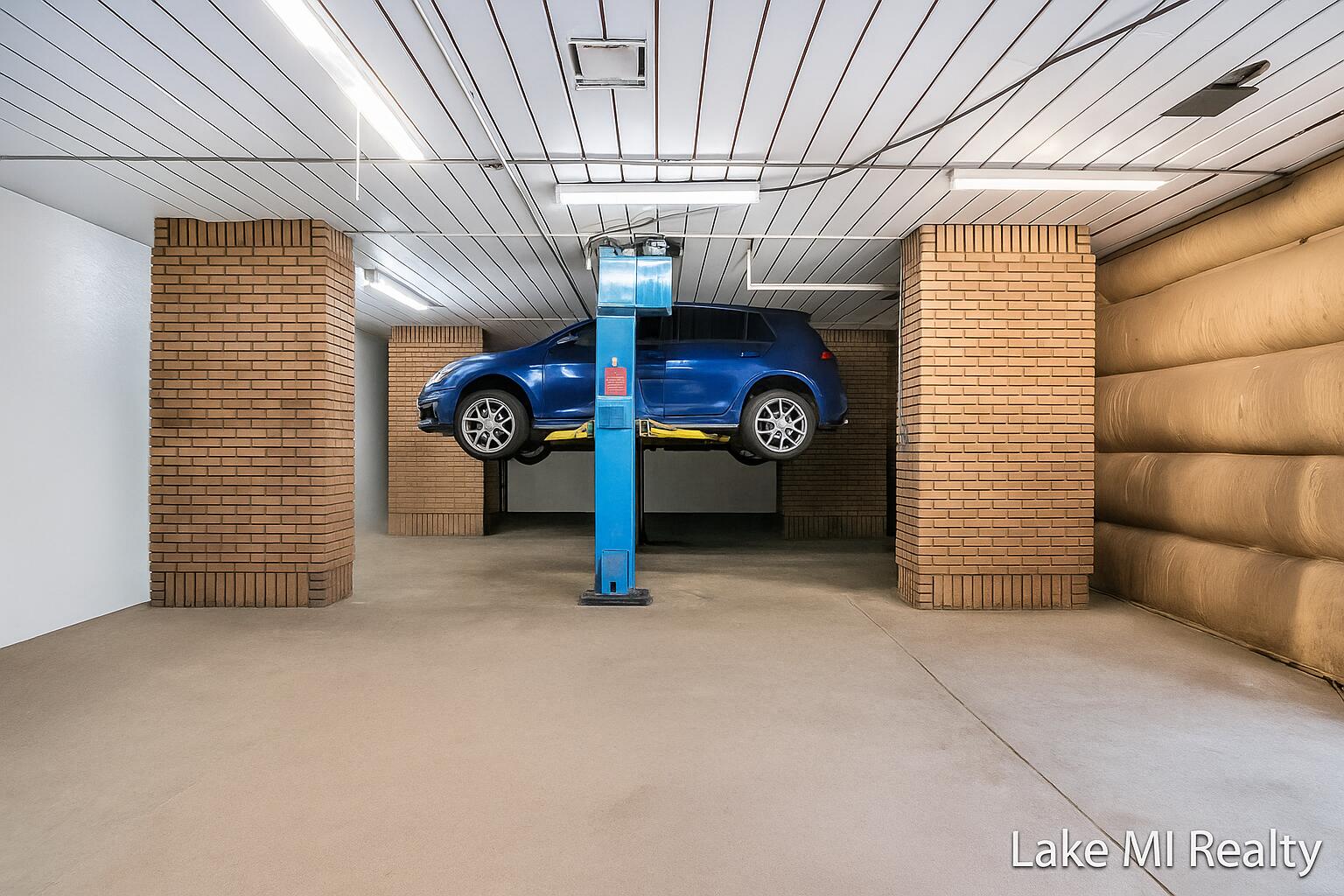 6720 Red Arrow Highway