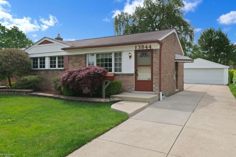 13844 La Chene Avenue Warren City MI 48088