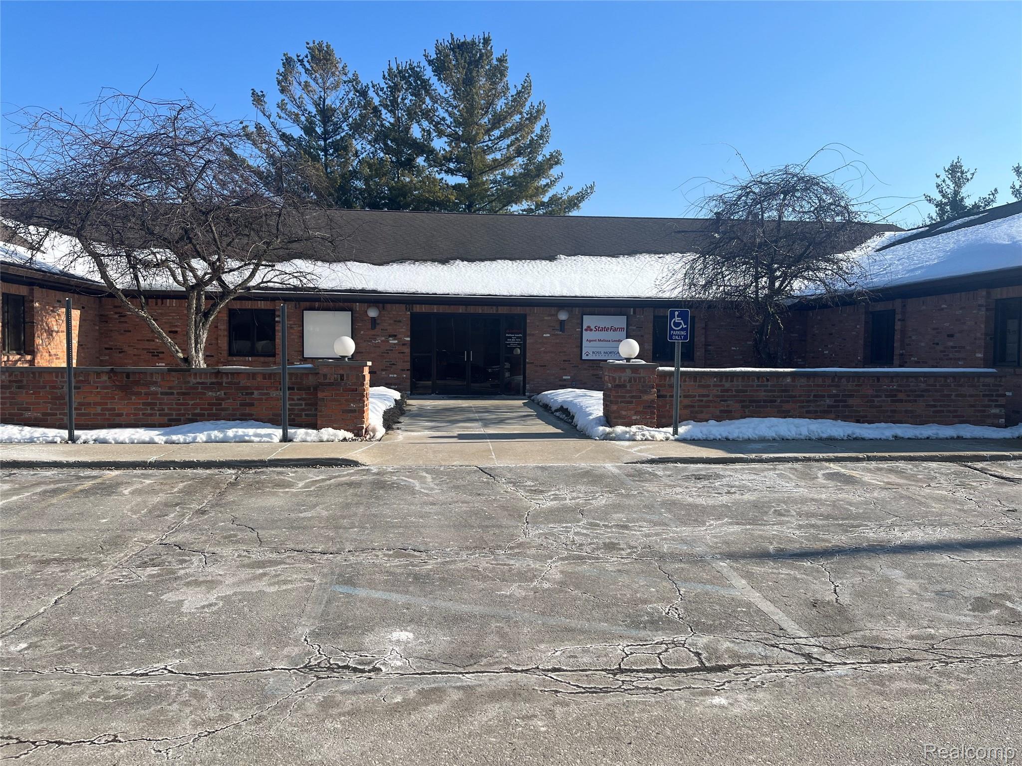 7550 S Saginaw Street