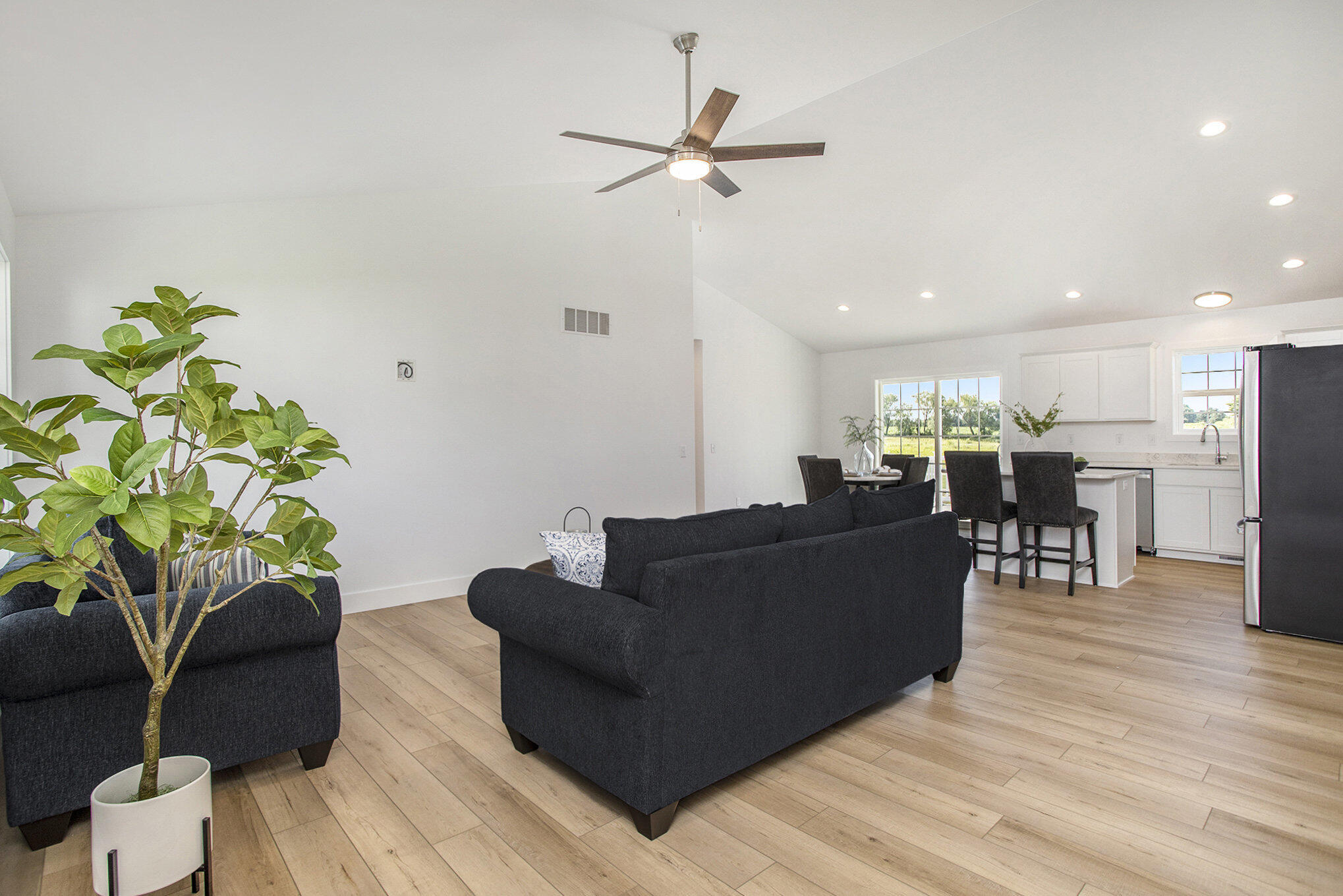 9150 Cottage Crossing 23