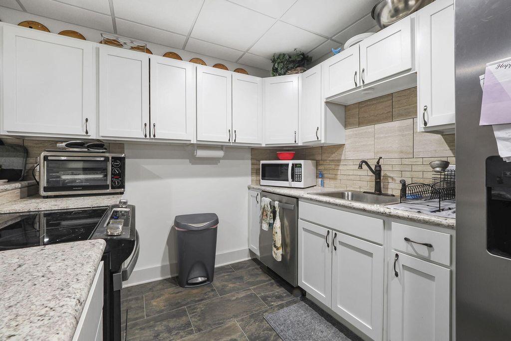 listing image 55